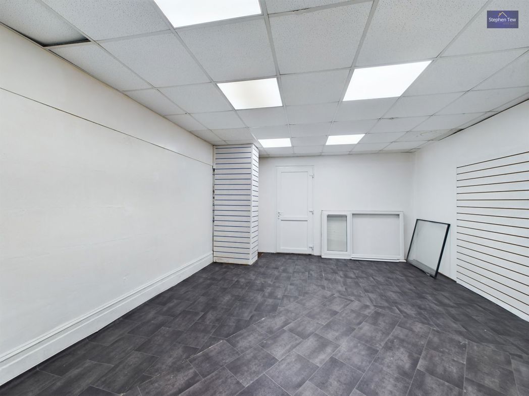 Property image 3 of 24