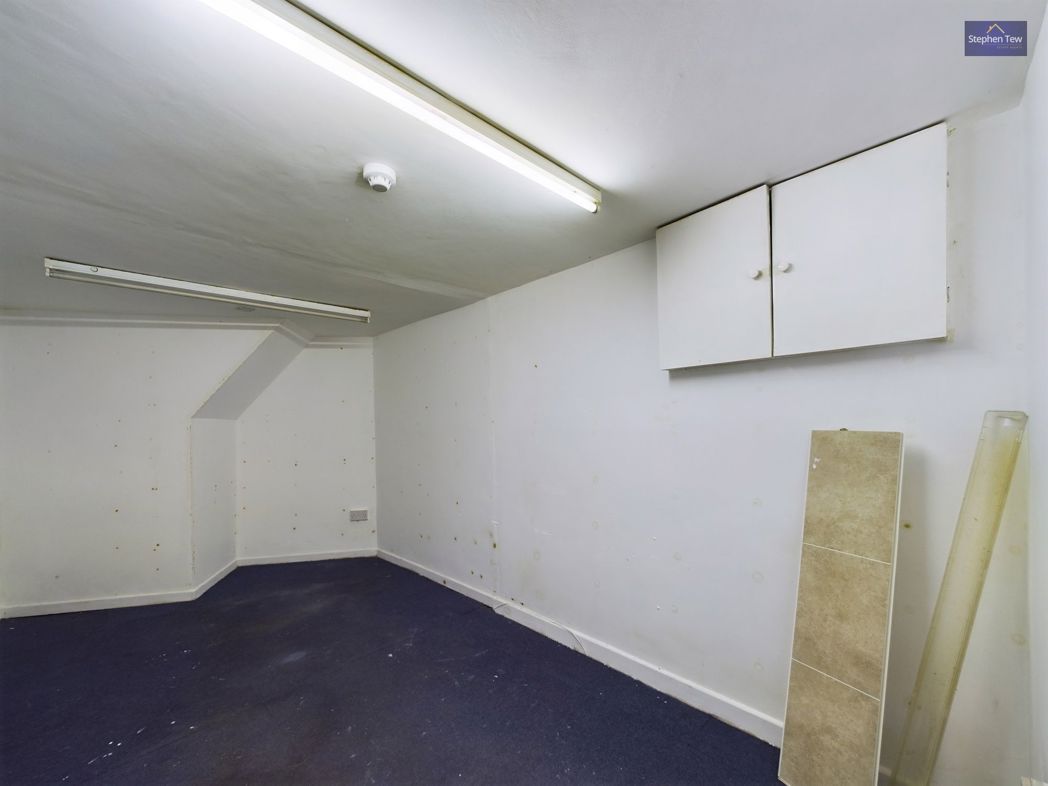 Property image 9 of 24