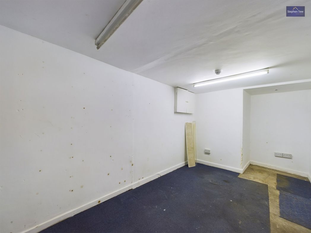 Property image 10 of 24