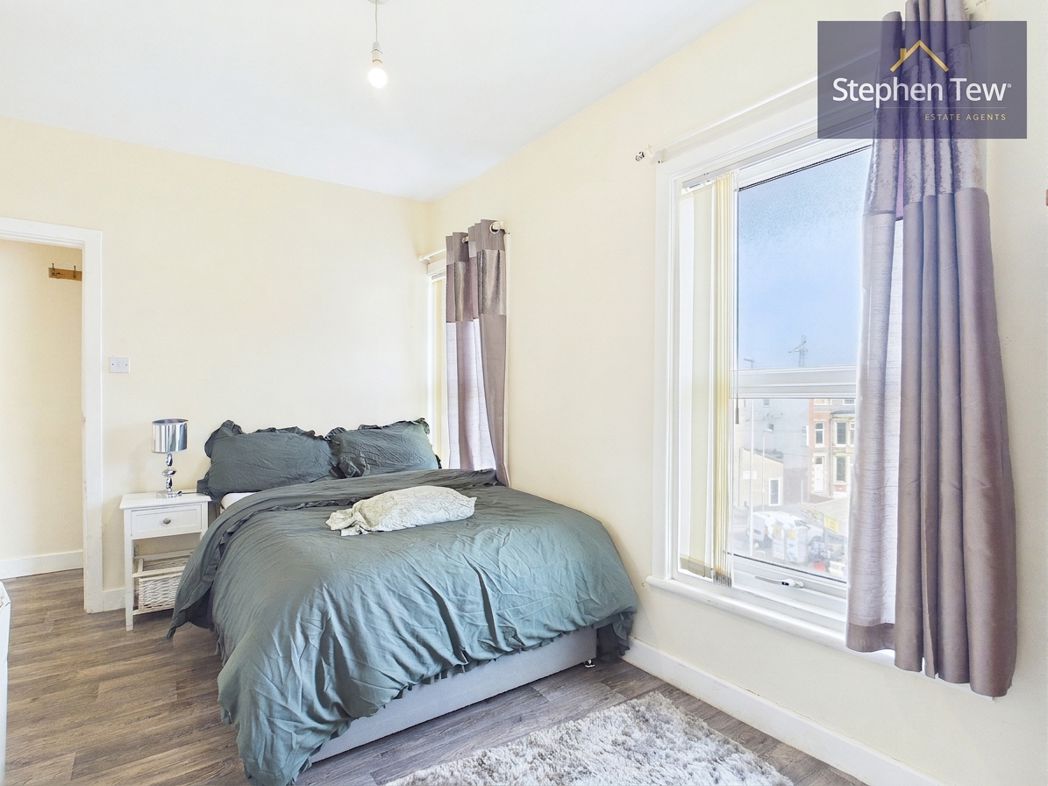 Property image 13 of 24