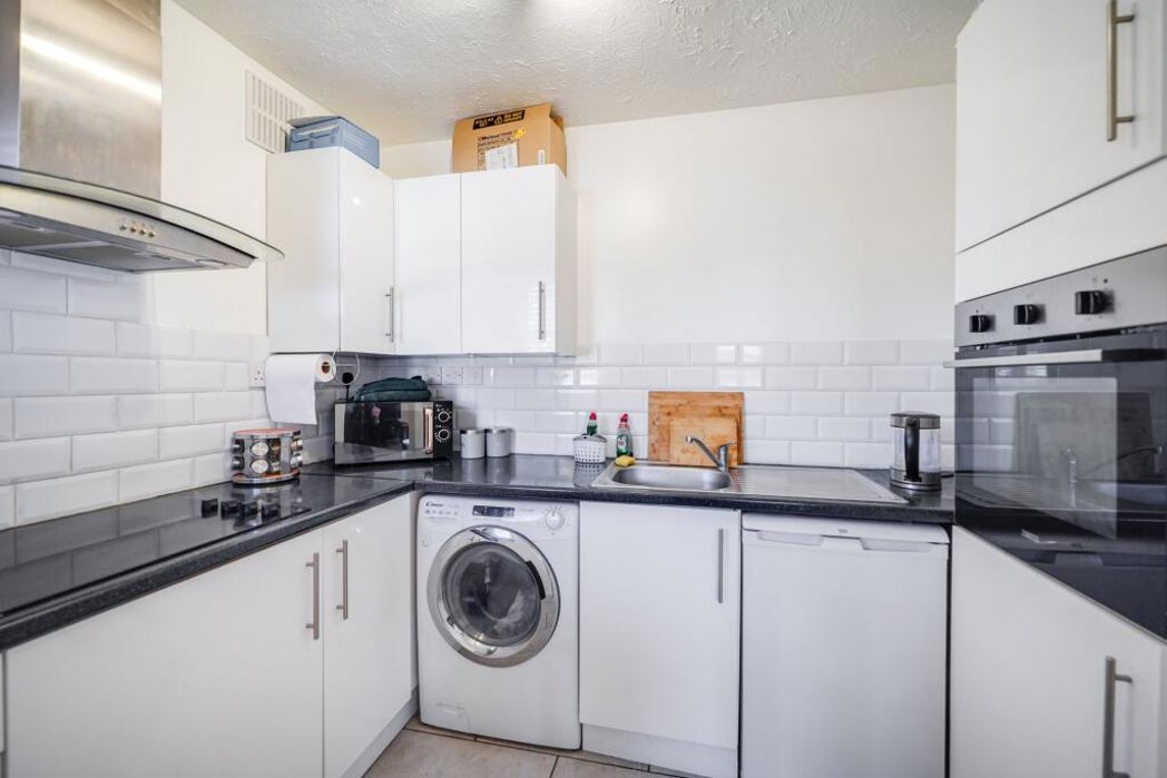 Property image 3 of 8