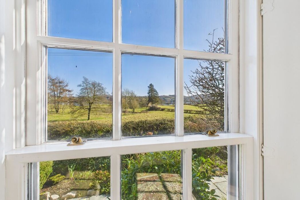 Property image 10 of 20