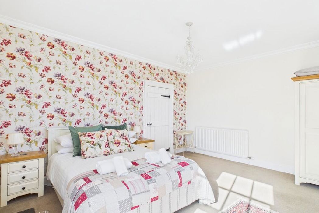 Property image 12 of 20