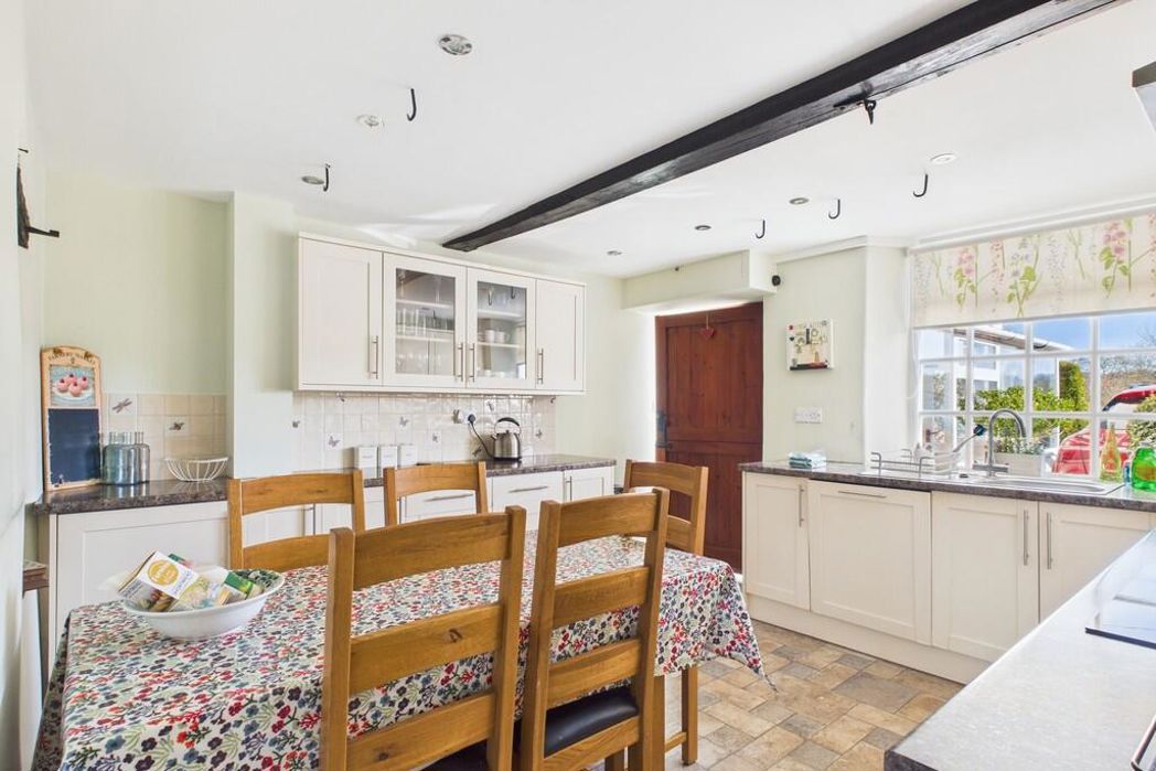 Property image 5 of 20