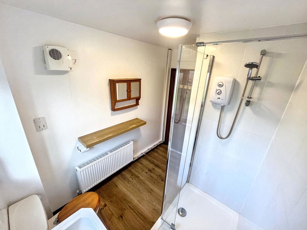 Property image 4 of 9