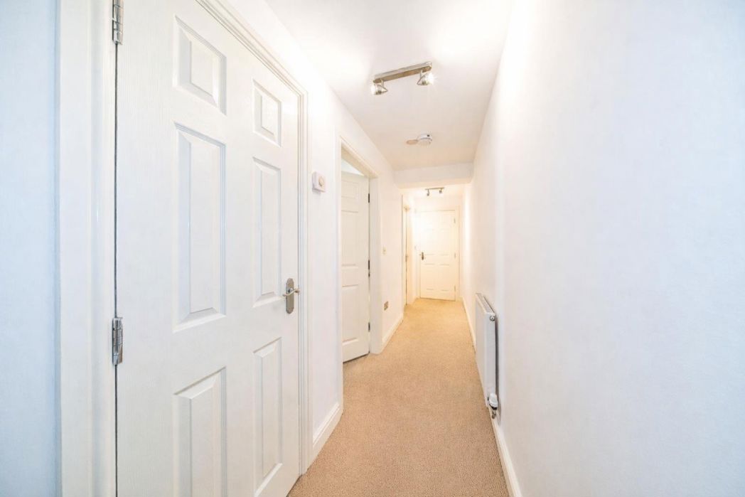 Property image 5 of 6