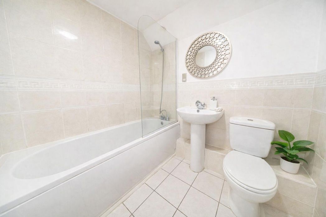 Property image 6 of 6