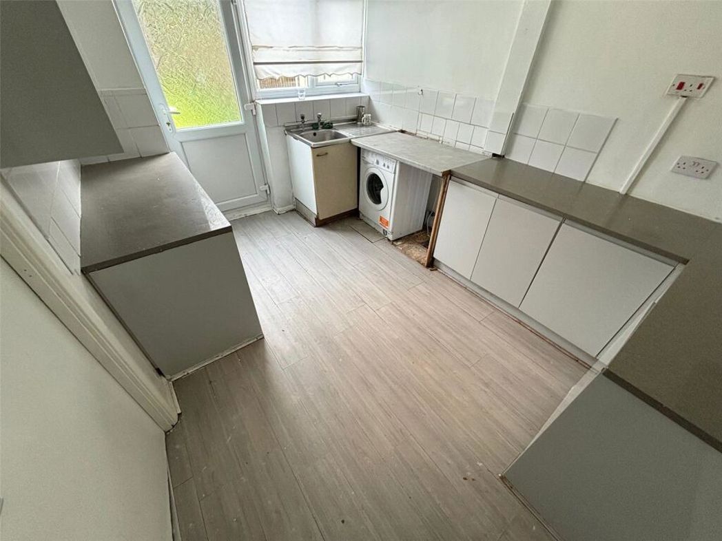 Property image 2 of 14