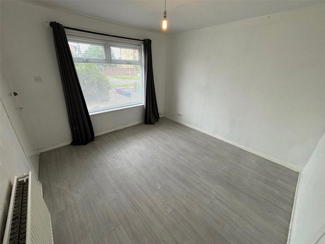 Property image 3 of 14