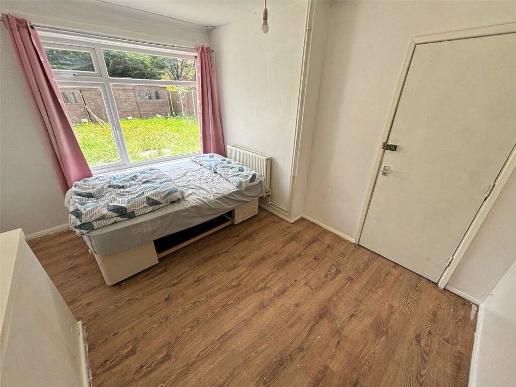 Property image 5 of 14