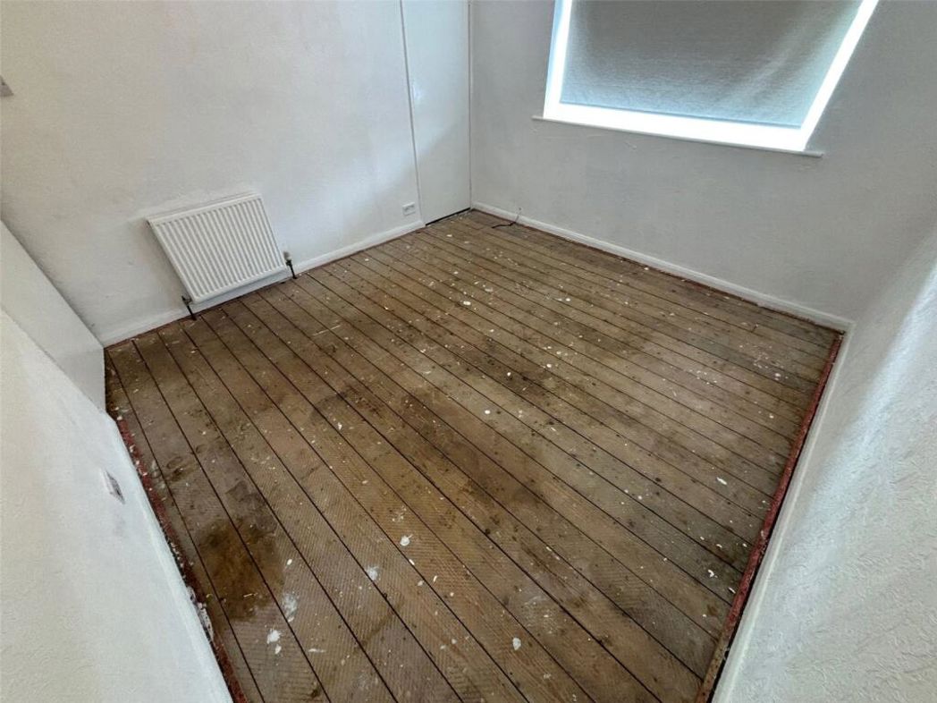 Property image 8 of 14