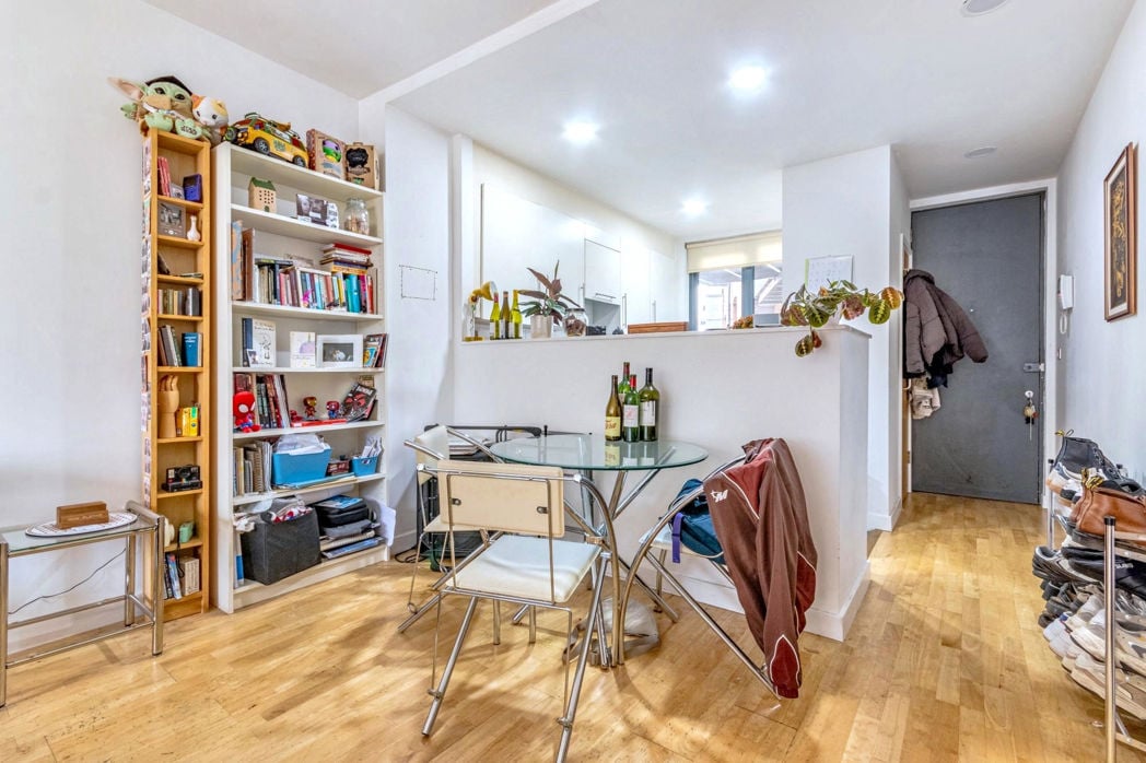 Property image 6 of 10