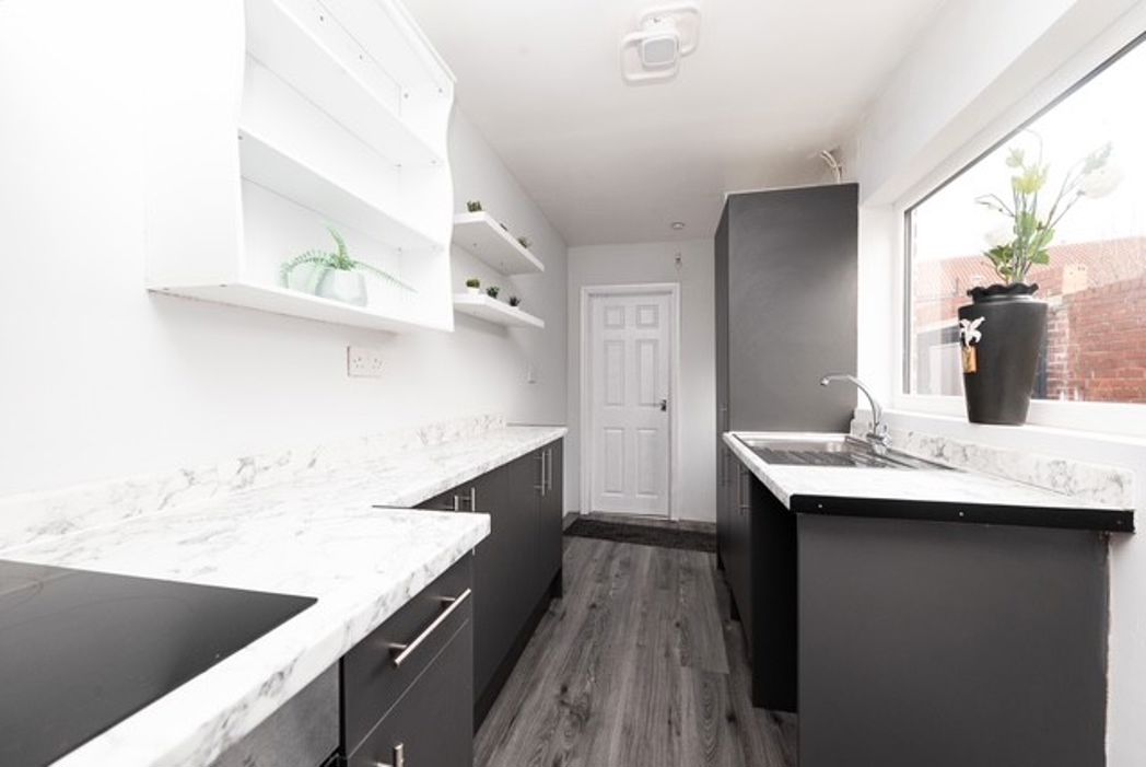 Property image 3 of 18