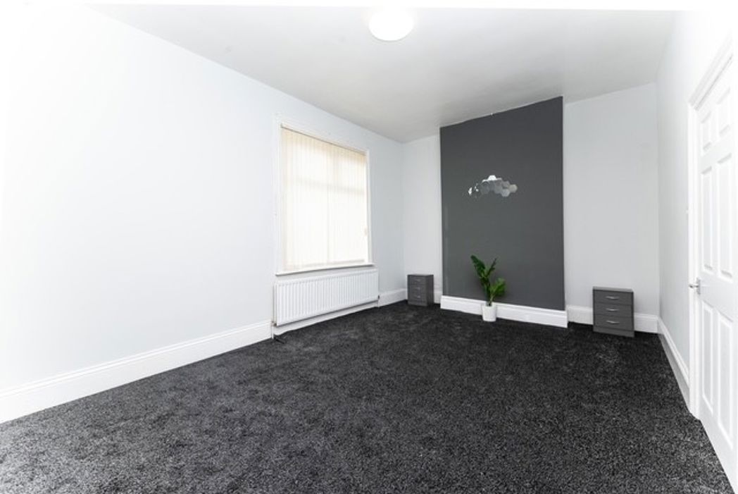 Property image 9 of 18