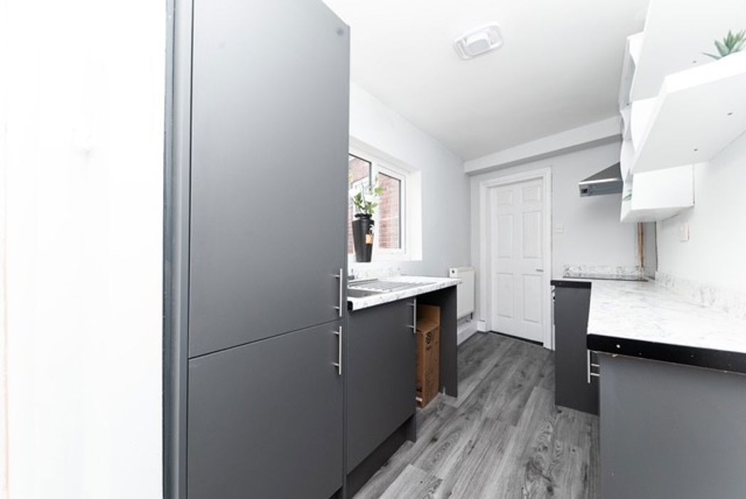 Property image 7 of 18