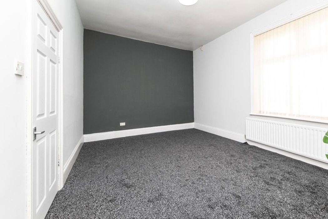 Property image 10 of 18