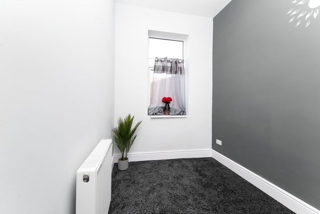 Property image 13 of 18