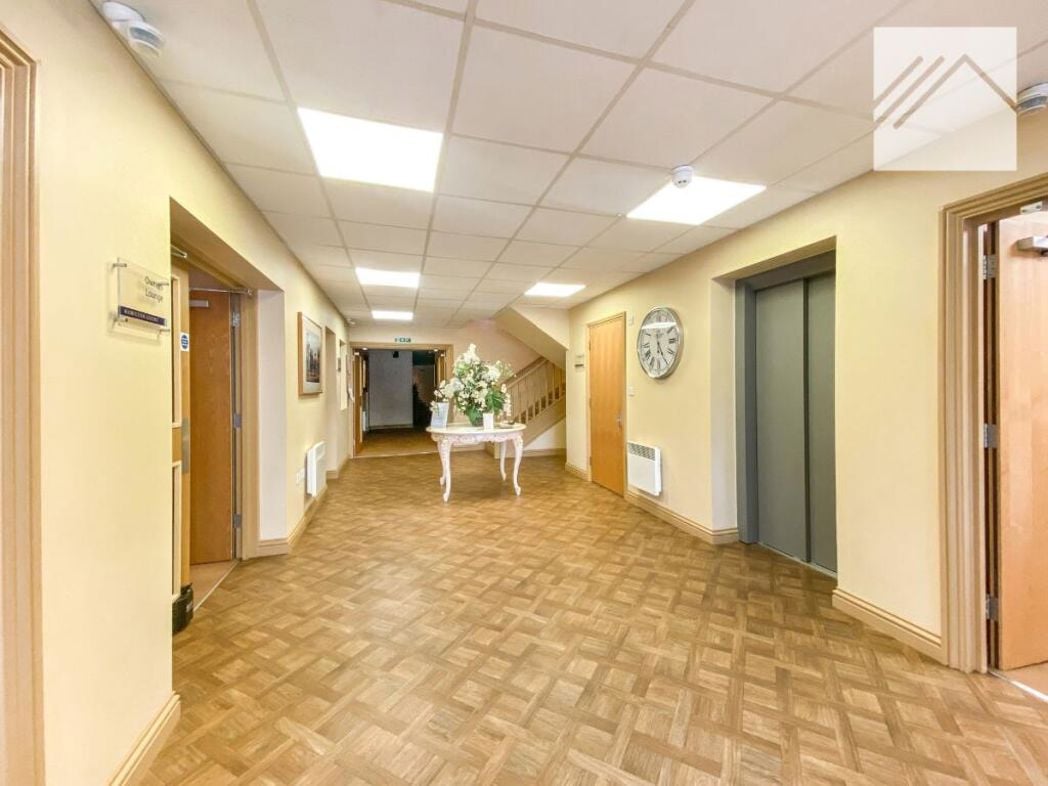 Property image 11 of 11