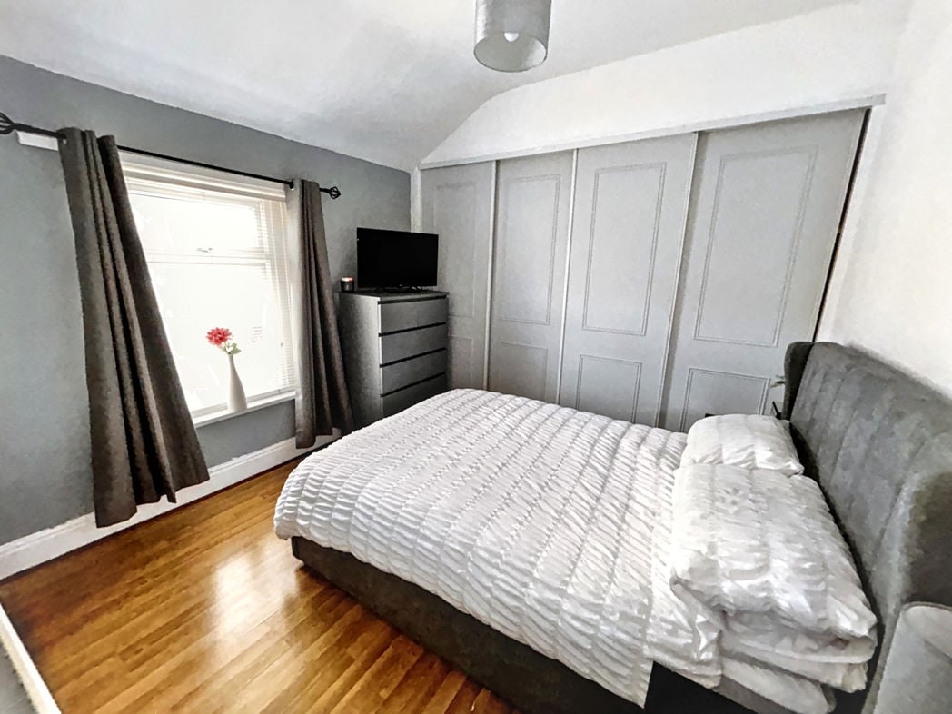 Property image 3 of 13