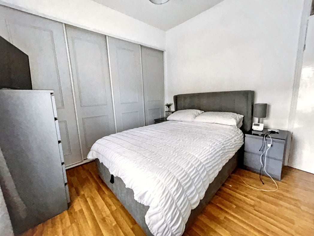 Property image 8 of 13