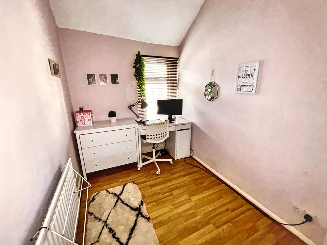 Property image 10 of 13