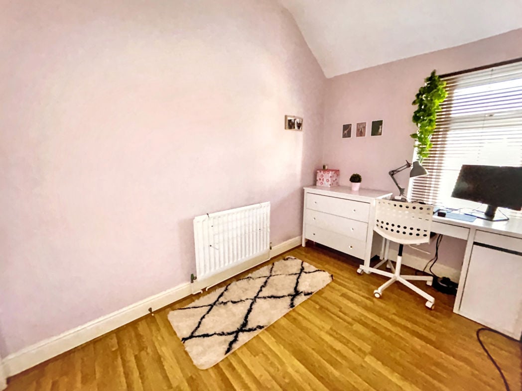 Property image 11 of 13