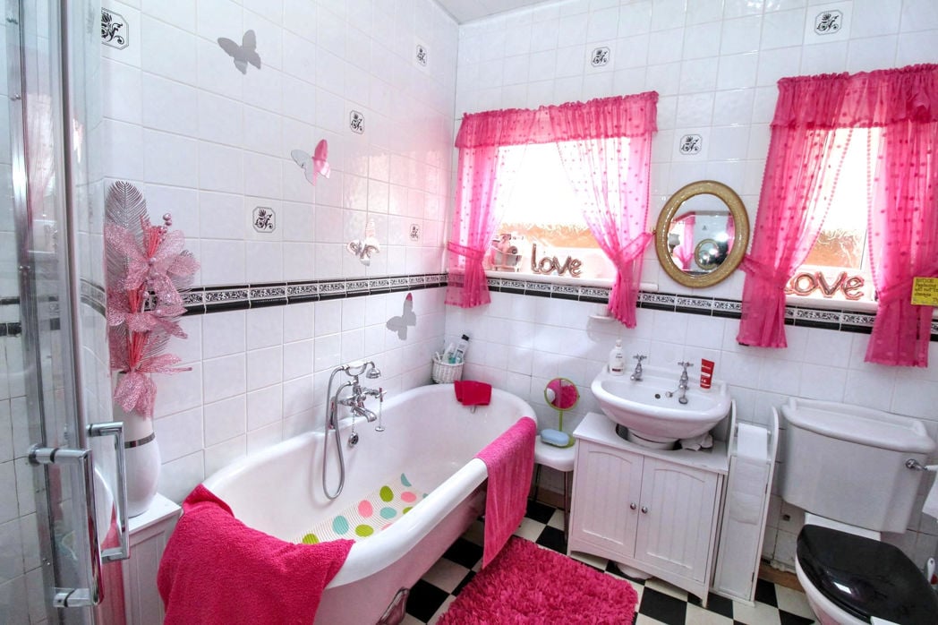 Property image 7 of 13