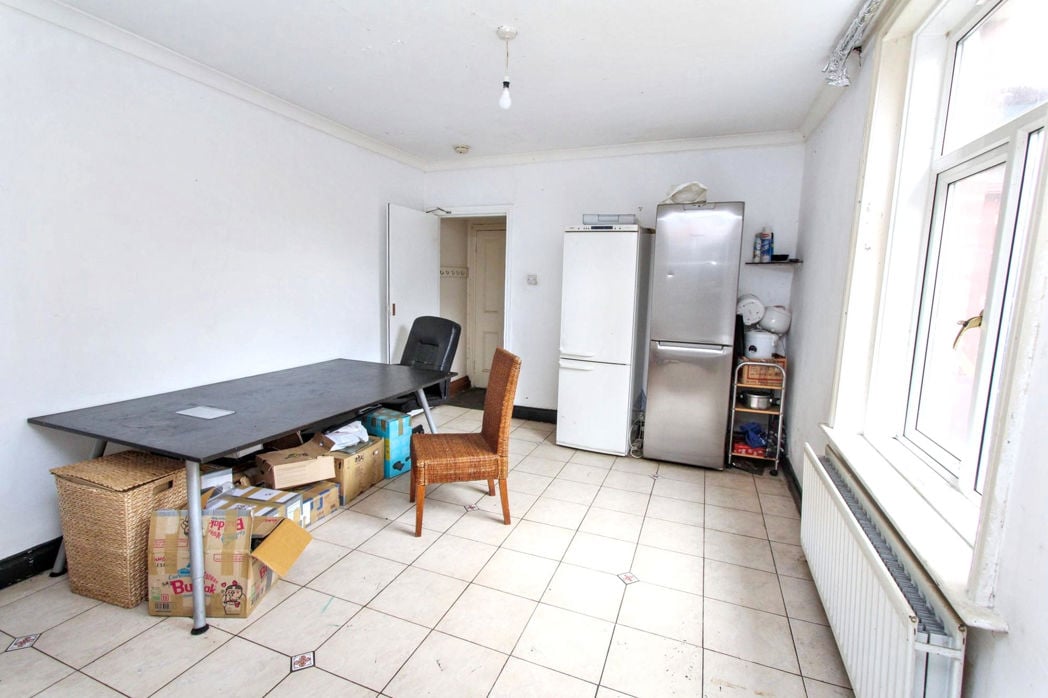 Property image 6 of 16