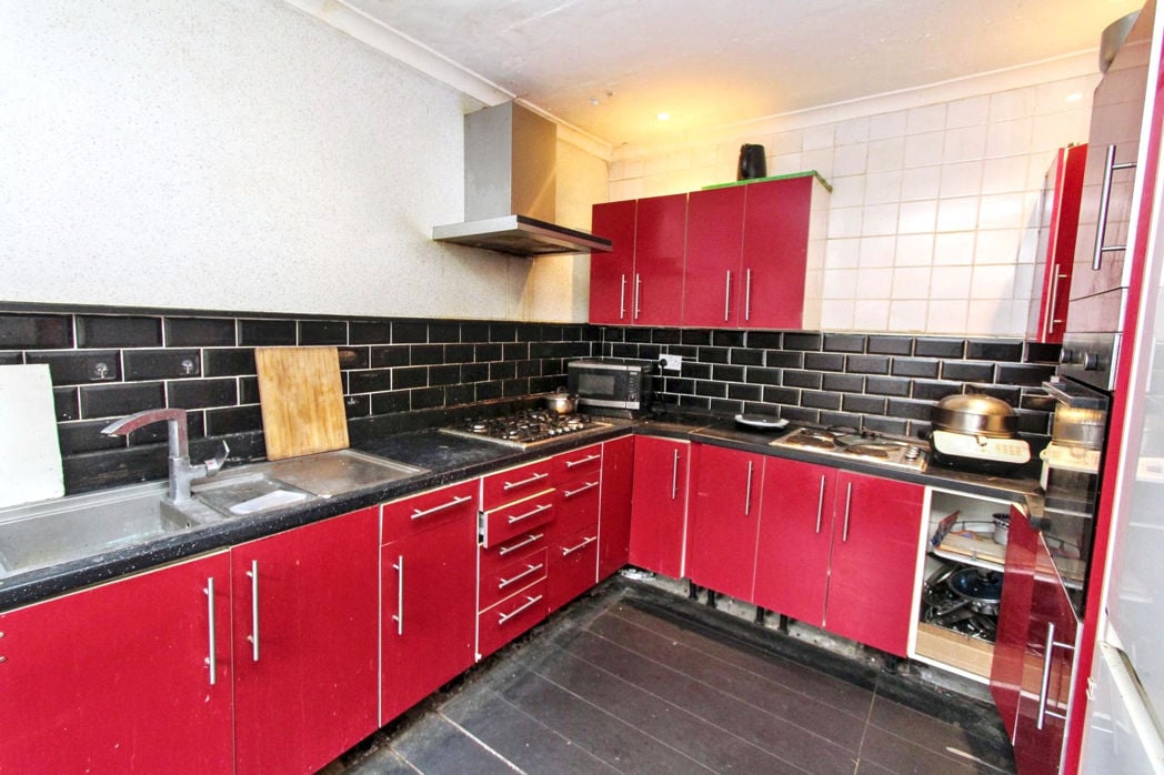 Property image 7 of 16