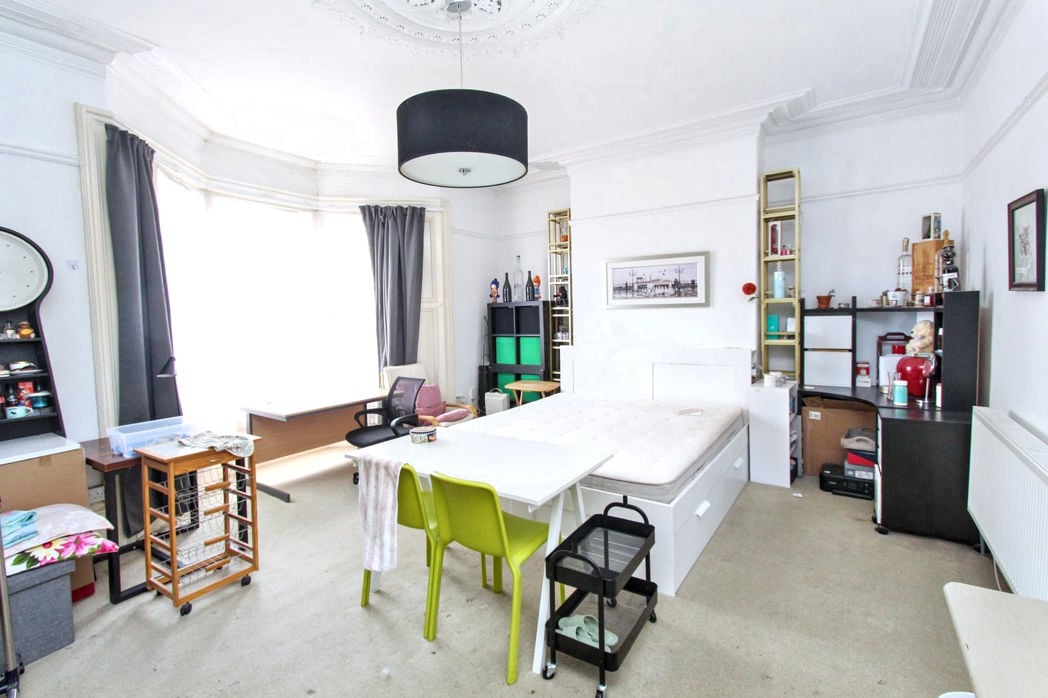 Property image 11 of 16