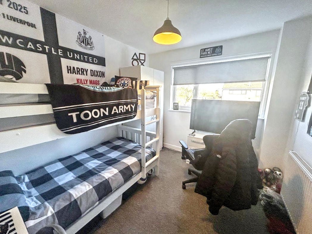 Property image 6 of 6
