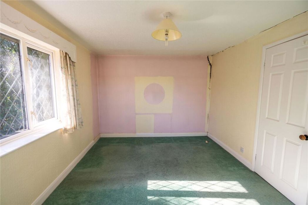Property image 11 of 25