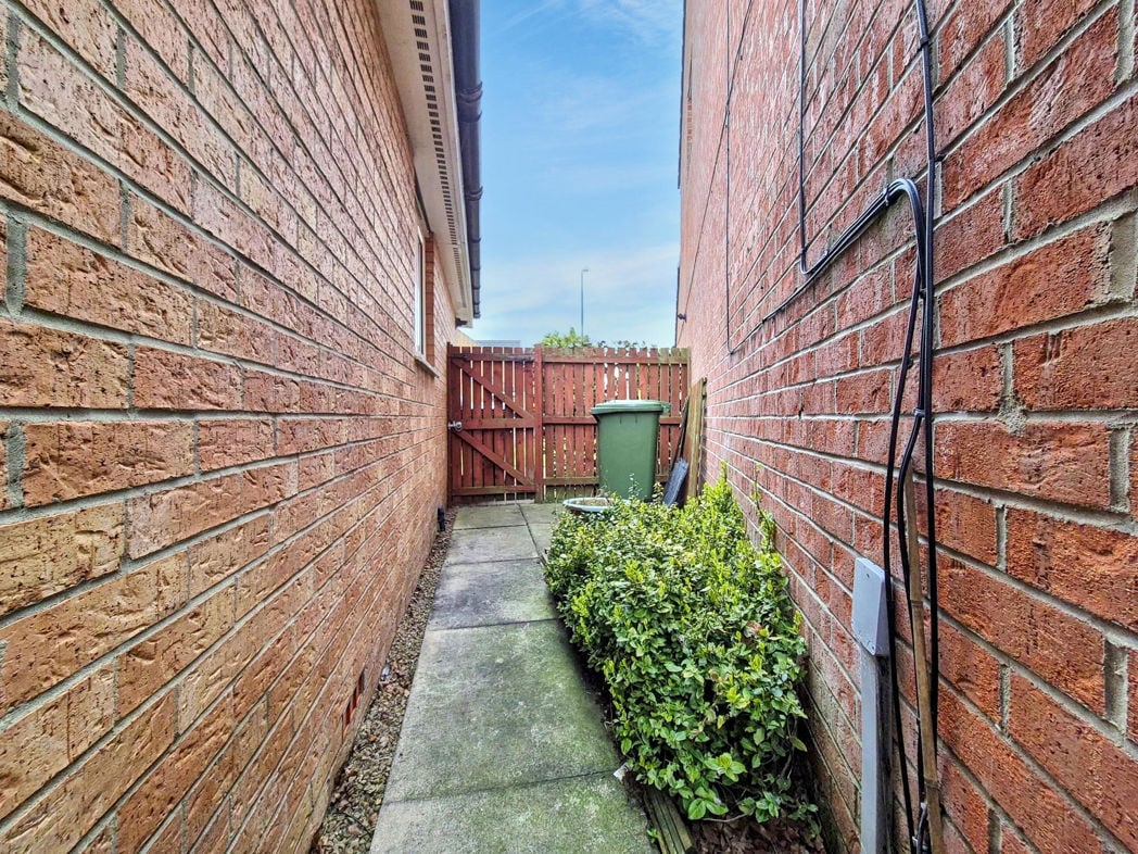 Property image 23 of 24