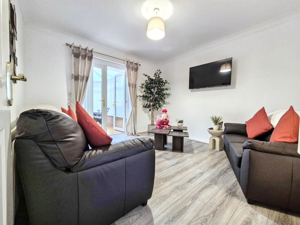Property image 5 of 24