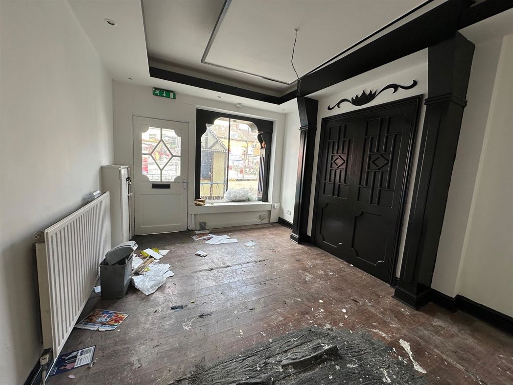 Property image 3 of 19
