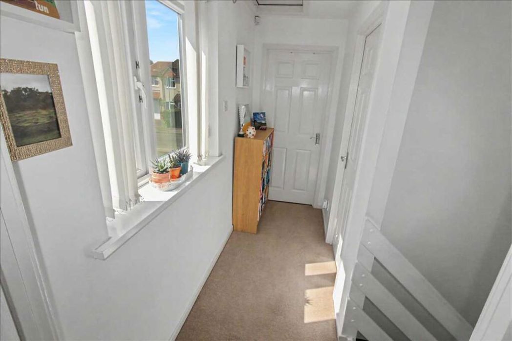 Property image 8 of 10