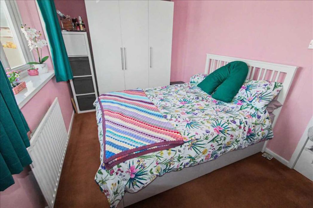 Property image 10 of 10