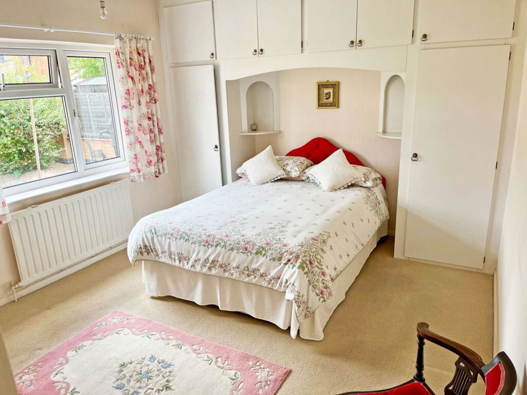 Property image 4 of 18