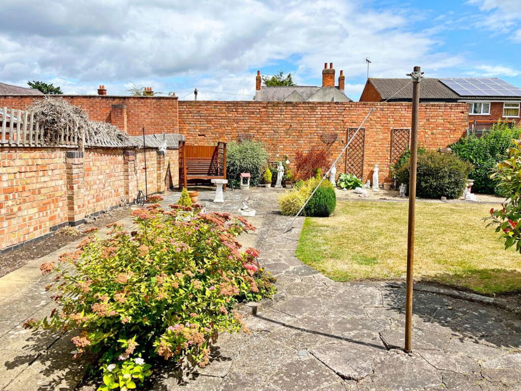 Property image 5 of 18
