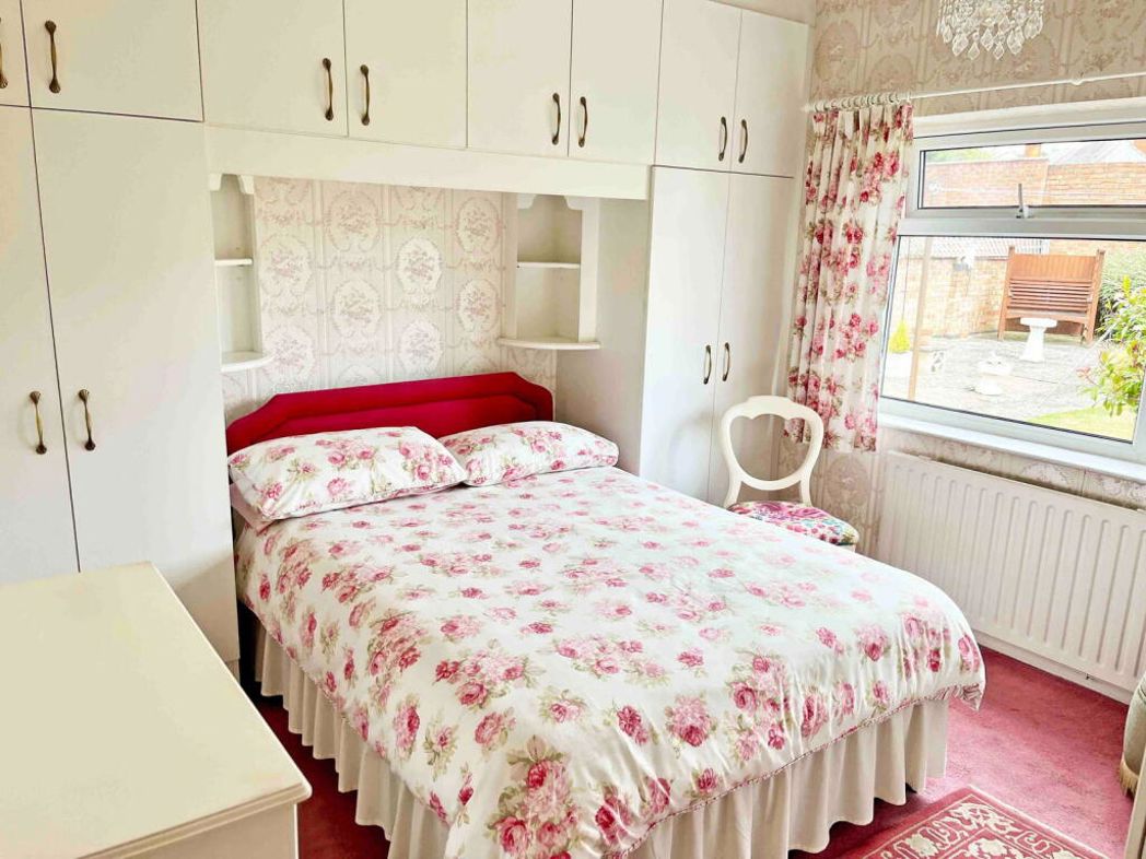 Property image 11 of 18