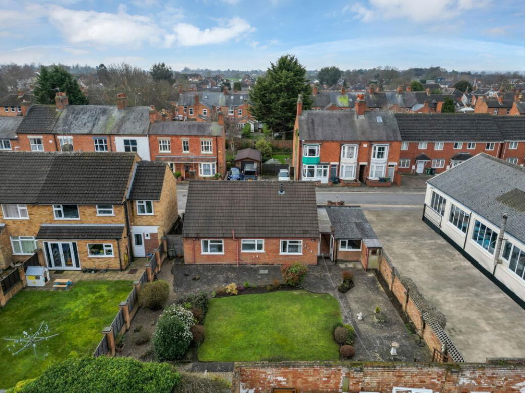 Property image 16 of 18