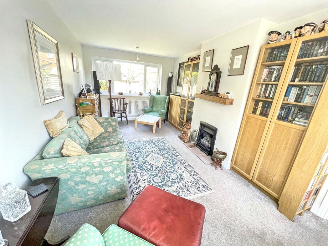 Property image 5 of 9