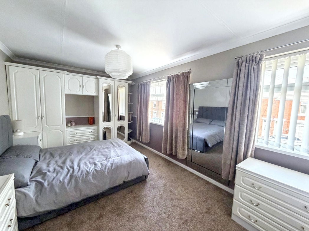 Property image 13 of 21