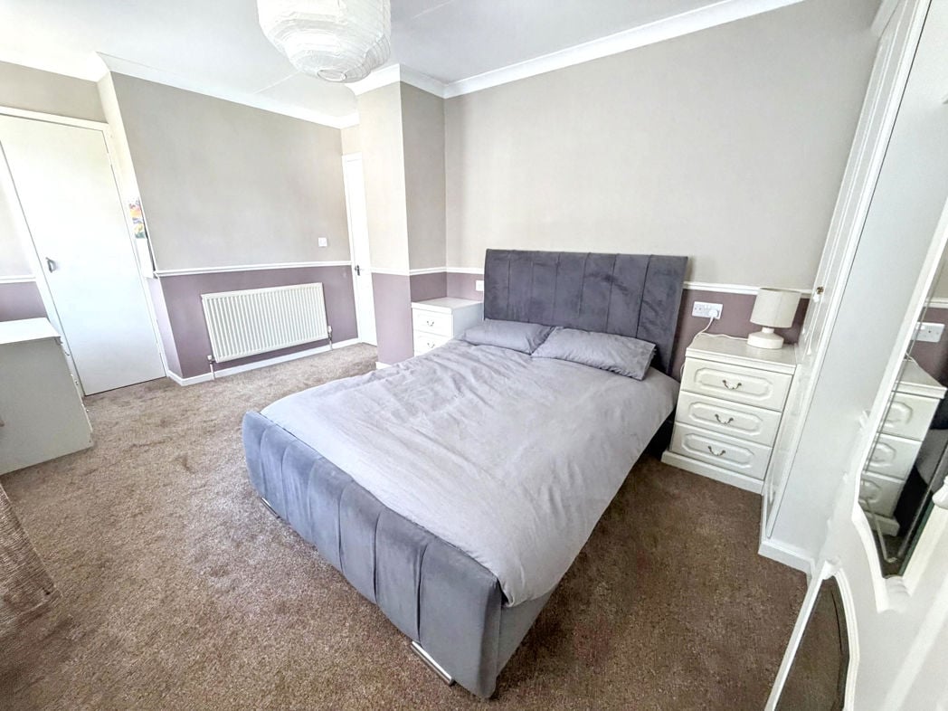 Property image 14 of 21