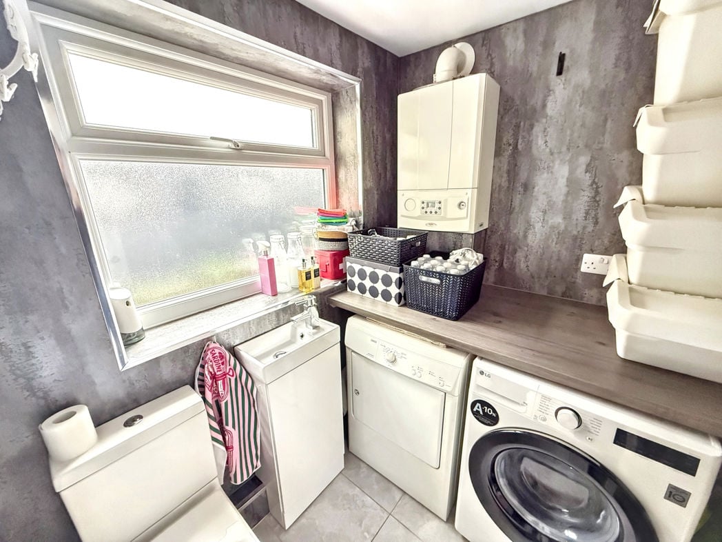 Property image 6 of 11