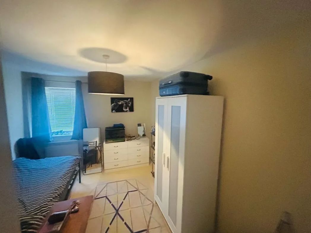 Property image 3 of 8