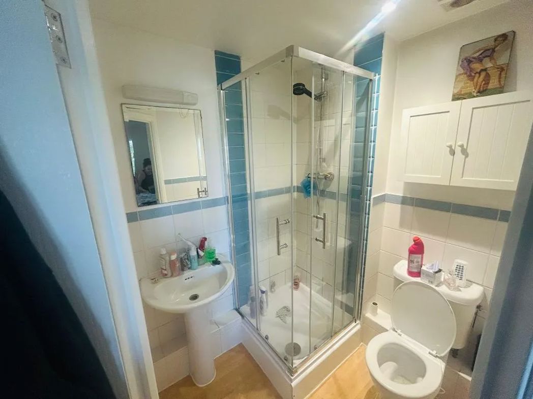 Property image 4 of 8