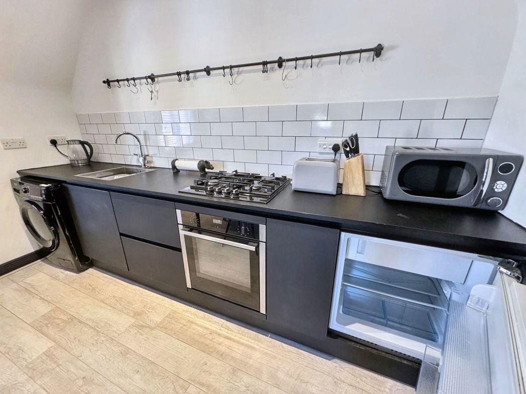 24, Middlesbrough, North Yorkshire, TS4 3SL