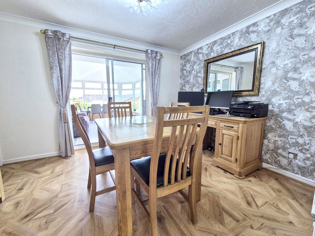 Property image 9 of 42