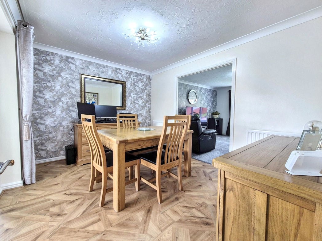 Property image 10 of 42